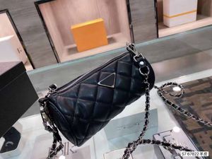 2021 sac à main de luxe sac à bandoulière dames marque de mode concepteur sous les bras sacs de messager cylindrique oreiller sacs avec boîte