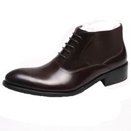 2021 luxe mannen enkellaarzen lederen schoenen mode suede stiksels veterpunt puntschoen bruin zwarte bruiloft kantoor jurk laarzen