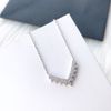 2021 Luxurys Mode Designers Collier Classic Inlaid Diamant V Shape Tooth Simple Tempéramment Polyatile Exquis Workmanship Engagement de cadeau