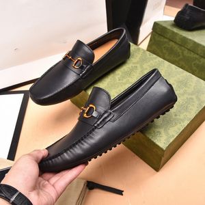 2021 Man Luxe Designer Jurk Lederen Schoen Snake Skin Prints Klassieke Stijl Wijn Blauwe Koffie Black Lace-up Puntige Mannen Oxford Formele Shoes