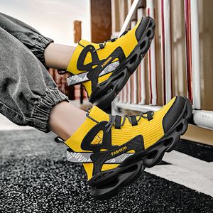 2021 mannen hardloopschoenen zwart geel wit mode heren trainers ademend sport sneakers maat 39-46 WV