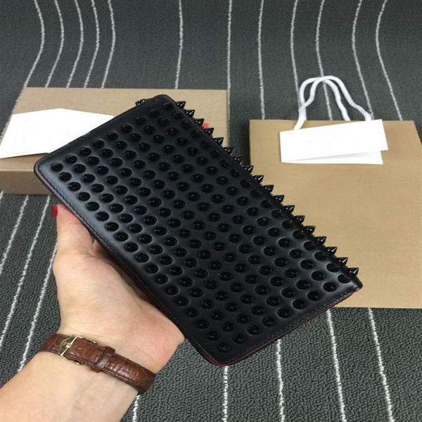 2021 Hombres Mujeres Carteras Paneled Spiked Clutch Bolso Patente Real Cuero Color Mixto Remaches Bolsa Embragues Lady Long Monederos Rojo Bot239c