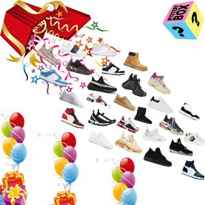 Mystery Box Hommes Chaussures De Course Athlétique Sport Formateurs Semelle Claire Olive Blanc Argent Des Chaussures Chaussure De Tennis Triple Noir Dégradé Hommes Baskets