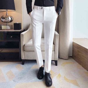 2021 Mens Slim Fit Business for Spring Formal Suit broek Zwart Witblauwe kledingbroek Men X220214 Maelove963