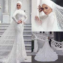 2021 Robes de mariée musulmanes modernes Sirène en dentelle à manches longues High Col Robe de mariée saoudienne avec voiles de hijab fabriqués sur mesure