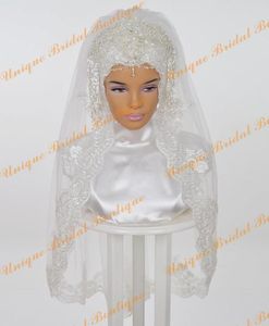 2021 Moslim bruids hijab op maat gemaakte kanten applique rand ellebooglengte kristallen bruiloft sluiers één laag2850567