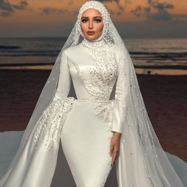 2021 Muslimische Meerjungfrau-Hochzeitskleider mit abnehmbarer Schleppe, Satin-Perlen-Brautkleider, Perlen-Hijab, maßgeschneidert, luxuriöse Roben de Mari￩e