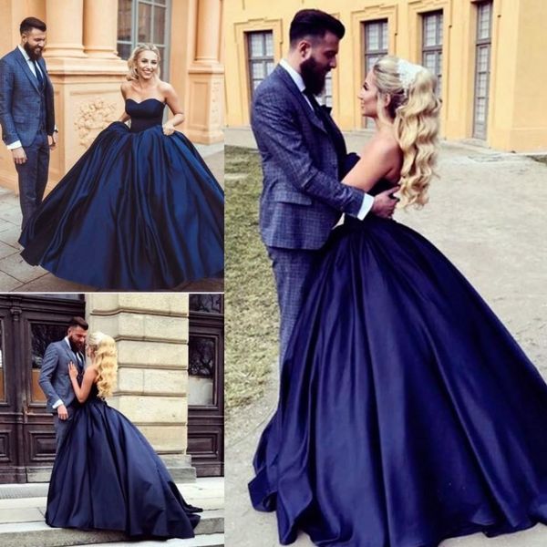 2021 vestidos de baile azul marino de color azul satén de satén