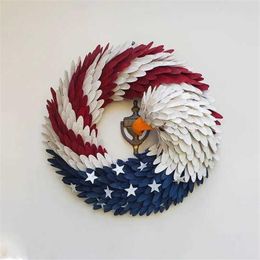 2021 Nueva corona de águila americana Gloria patriótica Rojo Blanco Azul Corona de águila Puerta delantera Decoración de la pared de la ventana del hogar Y0816176p