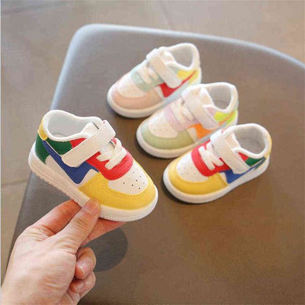 2021 Nouveaux baskets pour bébé Mode Respirant PU Casual Enfants Chaussures Fond léger antidérapant 0-3 ans Garçons Filles bottes pour tout-petits G220517