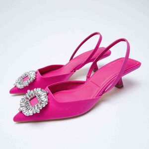 2021 nueva marca de mujeres cristal azul rojo sandalias moda hebilla Slingback sandalias finas de tacón bajo señoras elegantes zapatos de tacón femenino G220525
