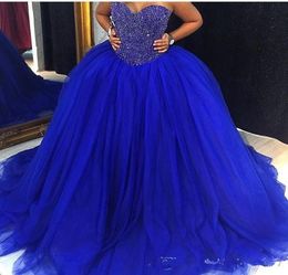 2021 Nieuwe goedkope Royal Blue Puffy TuLle Ball Jurk trouwjurken bruidsjurken lieverd kristal kralen plus size quinceanera jurk8838641