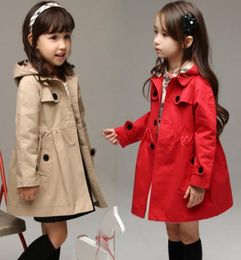 2021 New Childrens Ropa niña Autumn Princess Coat Color sólido de la sola zanja de pecho.