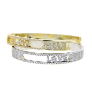 2021 Nieuwe Ontwerp Valentijnsdag Cadeau Voor Minnaar Vriendin Micro Pave 5A Zirconia Moving Slider Liefde Charm Bangle Diamet2758