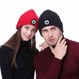 2021 NIEUW DIGIG KERSTMISSIE WINTER WARM WARMABLE LED WIRELS Gebreide Beanie Hoeden Muziek Hat Custom Bluetooth-hoed voor skiën