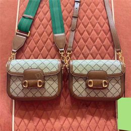 Bolso de hombro Bolso Mujer Diseñadores de lujo Horsebit Hasp Bolsos cruzados Monederos Carteras Tote Interior Cremallera Bolsillo Punto Letras Correas de colores Mochila Bolsos