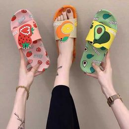 2021 NIEUWE FUIT SLIPPERS VROUWEN ZOMERLAAG Mode Net Red Ins Cool Casual Indoor Soft Slippers Women Slippers Y0902