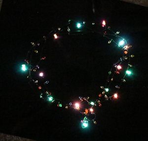 LED Collier Clignotant Perlé Lumière Glowing Pendentif Colliers Jouets Cadeau De Noël Décoration De FêteFaveur Cadeaux
