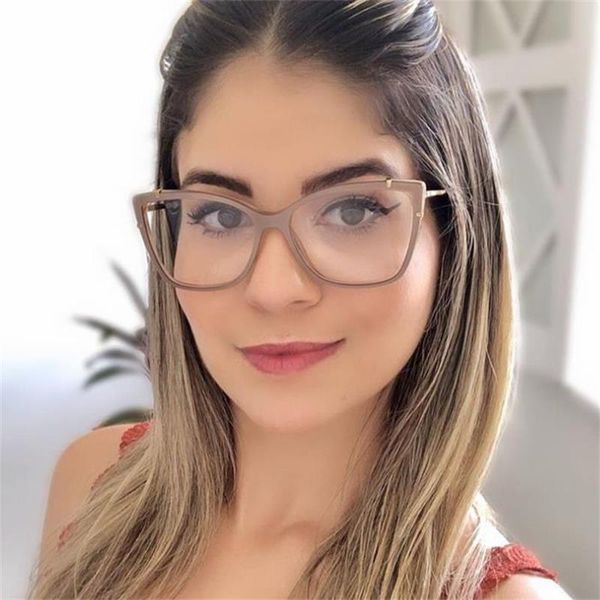 Monturas de gafas de sol a la moda para mujer