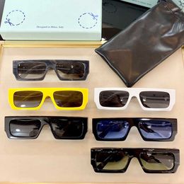 2021 Nouvelle mode classique rectangulaire 40008U lunettes 8.0MM plaque en polycarbonate lunettes de soleil à monture crantée pour hommes et femmes lunettes de soleil blanches