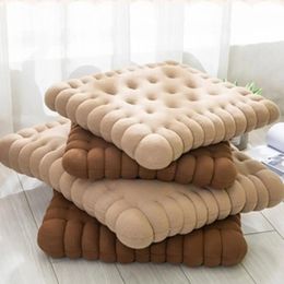 2021 Nuevo estilo Forma de galletas de almohada linda Anti-fatiga PP Algodón Sofá suave Cushion para el dormitorio en casa Decoración de dormitorios de la oficina