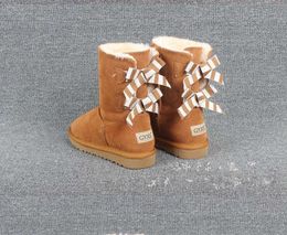 Style Hot Sell Fashion 3280 Ribbon Bow Middle Tube Vrouwen Sneeuwlaarzen Sheepskin Warm Laarzen Gratis transport