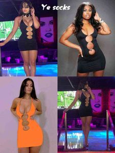 2021 New Summer Fun Bretelles Sexy Robe en dentelle Party Club Dames Costume Sexy Bretelles Jupe En Métal Pur Anneau Cravate Sexy Dres Y1204