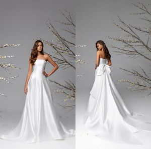 2021 Nouveau mariage Robes sexy bretelles Backless Robes de mariée plage Personnalisées dentelle satin balayage train A-ligne de robe de mariée