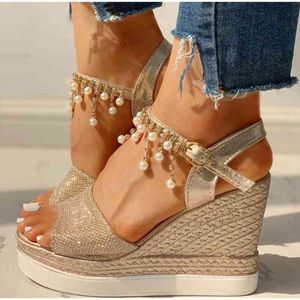 2021 Nouvelles femmes sandales compensées été perle cloutée détail plate-forme sandales boucle sangle peep toe fond épais chaussures décontractées dames Y220521