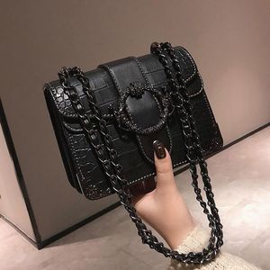 2021 Nieuwe Womens Handtas Europese en Amerikaanse versie van Retro Krokodil Patroon Schoudertas Mode Ketting Crossbody Tassen