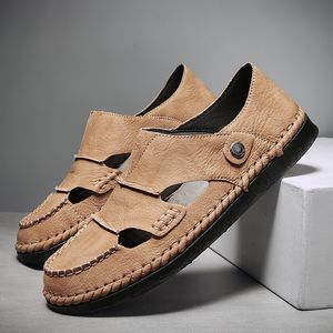 2021 nouvelles sandales pour hommes de grande taille pour femmes coréennes tendance décontractée chaussures de plage baskets pour hommes transfrontalières sandales d'été et pantoufles Code: 31ZT-9510