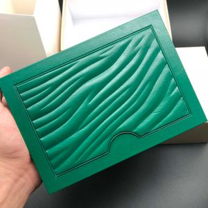 2021 Original Correct Matching Papers Carte de sécurité Sac cadeau Top Boîte de montre en bois vert pour Rolex Boîtes Livrets Montres Imprimer Carte personnalisée