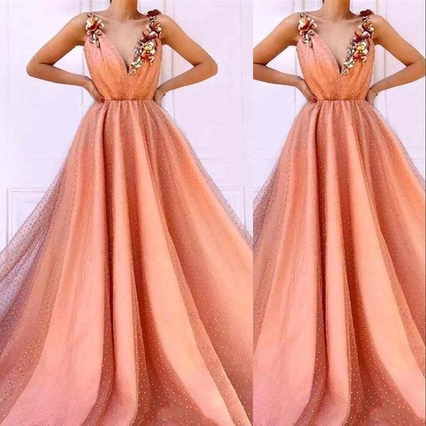 2021 Peach Tulle Abiti Quinceanera Abito da ballo Scollo a V Perline di cristallo Fiori floreali 3D Plus Size Aperto indietro Sweet 16 Vestido De 15 Anos Abiti da sera da ballo formale