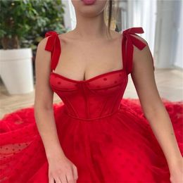 2021 Polka Red Dots TULLE Une robe de soirée Ligne Spaghetti Stracts Tied Bow Bow Thé Longueur Graduation Prom Robe 256B
