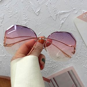 Gafas de sol de diseñador sin montura 2021, gafas de sol irregulares de lujo para mujer, gafas de sol con gradiente de gran tamaño