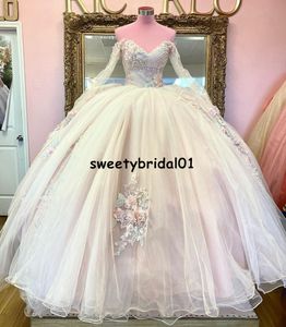 2021 Romantique Fleurs 3D Robe de billes Quinceanera Robe Vestido de 15 Perles Sweet 16 Robe Abiti da Cerimonie