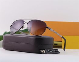 2021 Gafas de sol de metal redondo Gafas de diseñador de lente de vidrio de vidrio Gold Full of Personality LowKey Luxuryyou lo merece AA223336062015