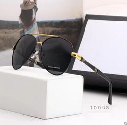 2021 Gafas de sol de metal redondo Gafas de diseñador Lente de vidrio de vidrio de oro Man llena de personalidad LowKey Luxuryyou lo merece AA88866959961