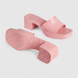 2021 sandalias deslizantes de goma, sandalias de tacones altos, zapatillas con forma de listón, zapatos de mujer con letras dobles frente al mar 36-41 con caja blanca y bolsa para el polvo #GRS-01-65