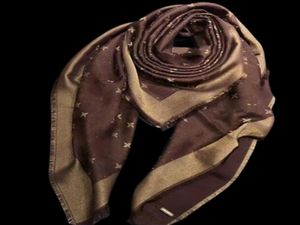 2021 Sjaal Designer Fashion real Keep hoogwaardige sjaals Zijde eenvoudige Retro-stijl accessoires voor dames Twill Sjaal 11 kleuren9869994