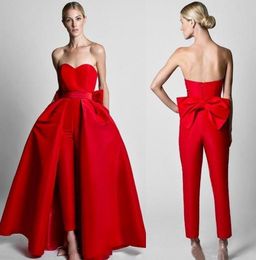 2021 Sexy Back Krikor Jabotian Jumpsuits Avondjurken met afneembare rok Sweetheart Red Prom jurken Nieuwe ontwerpbroek voor vrouwen