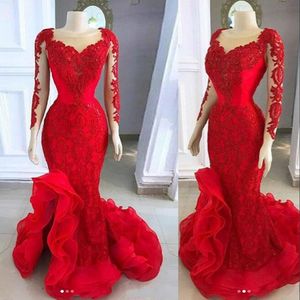2021 robes de bal rouge sexy pour les femmes sirène bijou cou dentelle perles de cristal côté fendu étage longueur volants robe de soirée formelle robes de soirée
