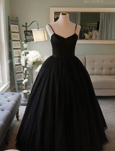 Vestidos de novia góticos negros sencillos 2021, vestidos con tirantes, escote en V, con cordones en la espalda, tul satinado, vestido de novia Vintage no blanco