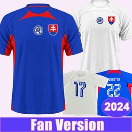 2024 Eslovaquia Mens Jerseys Equipo nacional Satka Duda Lobotka Hancko Pekarik Haraslin Home Azul Azules de fútbol blanco Uniformes de camisa de fútbol