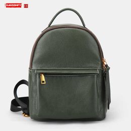 2021 Cuir de vachette souple Femmes Sac à dos Mode Dames Petits sacs à dos Vert / Noir Sacs à bandoulière Simple Femme Q0528