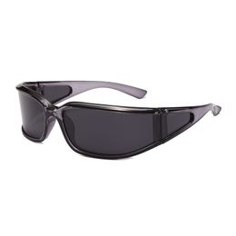 2021 Sport Mannen en vrouwen Mode gepolariseerde zonnebril Grote gebogen persoonlijkheidsbril 0124