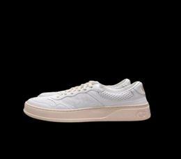 2021 Spring Nouvelle plate-forme Chaussures confortables Femmes039s Sneakers Fashion Lace Up Casual Little White Femmes Augmentez Vulcanize8583028