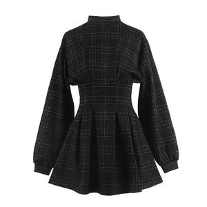 2021 Printemps Femmes Vintage Mini Robe À Manches Longues À Carreaux A-doublé Style Punk Robes Gothiques Pour Goth Filles Femme Rétro Taille Haute 210224