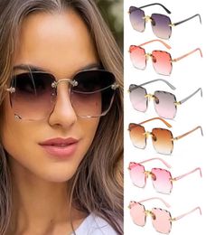 2021 vierkante randloze zonnebrillen voor vrouwen getinte frameloze brillen zomer vintage transparante gradiënt zonnebrillen UV400 Shades2041016