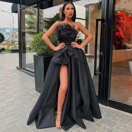 2021 Strapless Feather Draped Satin Prom Dress Custom Made Formal Party Jurken Black High Split Evening Jurken